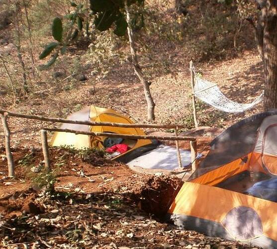 Camp Big Red Tent, Kolad 5
